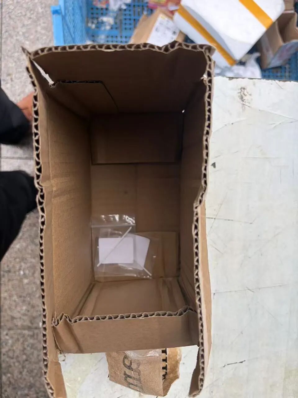 公众号原文中的售后配件与纸箱对比