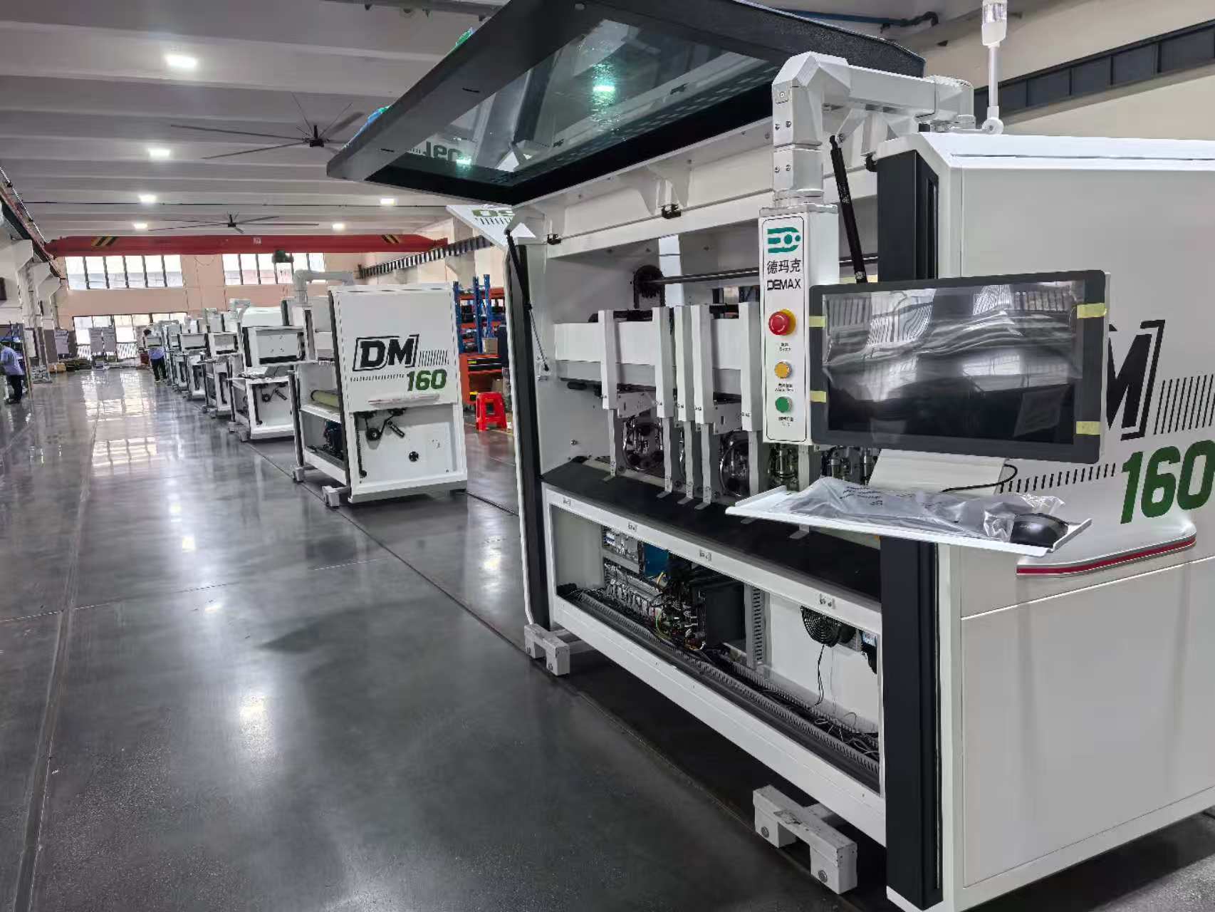 On-demand equipment within a furniture packaging workflow